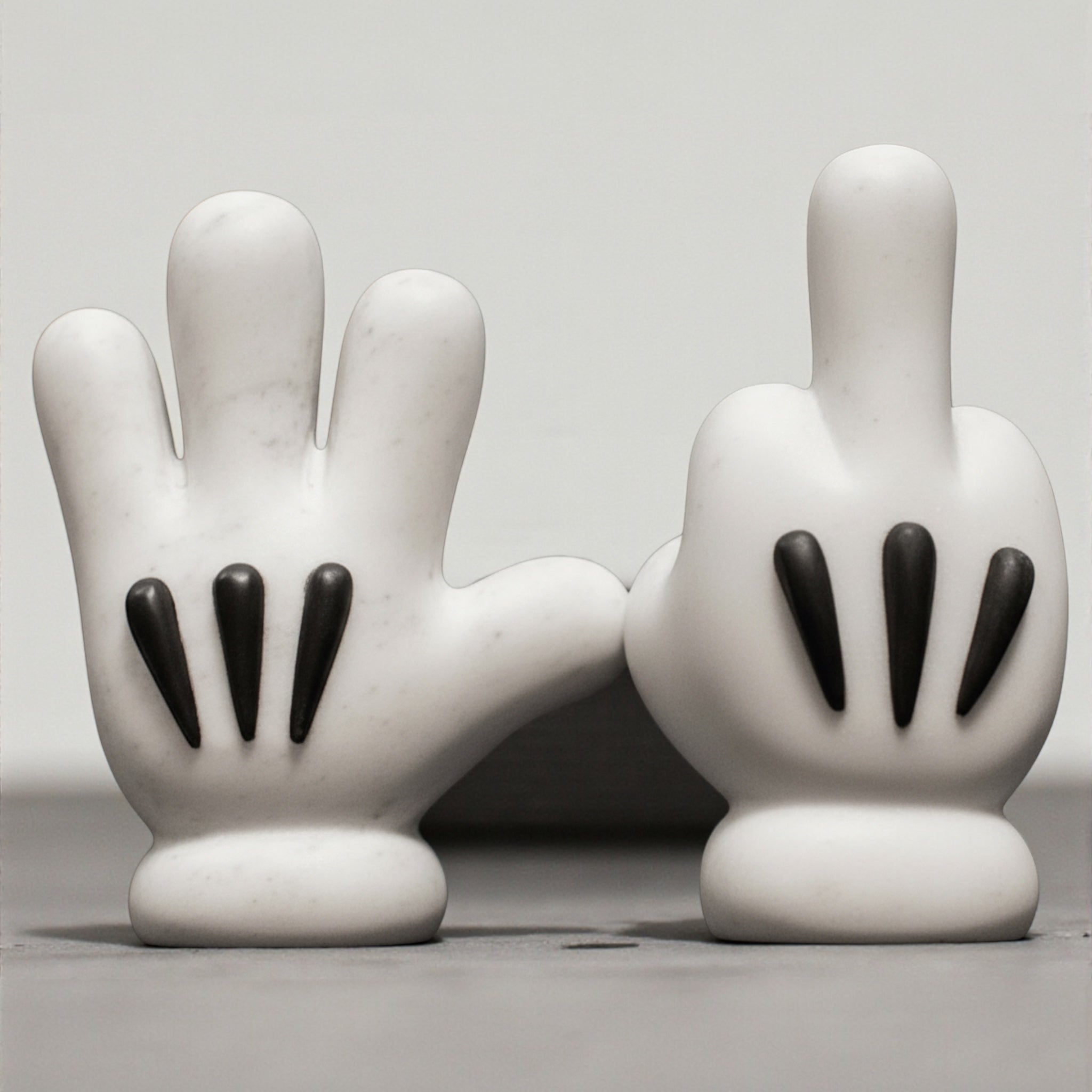 Mano de Mickey Mármol